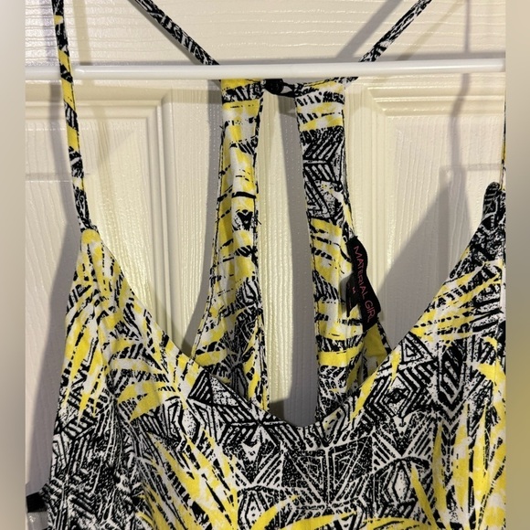 Material girl romper size M tropical print - Picture 4 of 6